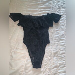 Victoria’s Secret black lace bodysuit off shoulder, cap sleeves, extra small